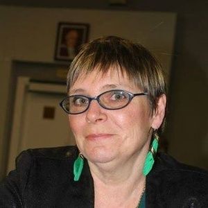 Meet your Posher, Monique